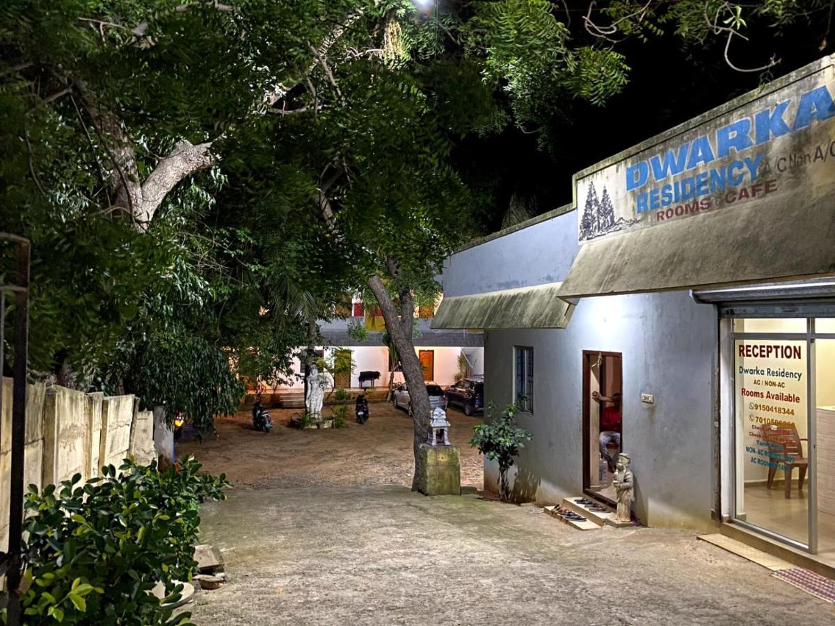 Dwaraka Residency Hotel Mahabalipuram Exterior photo
