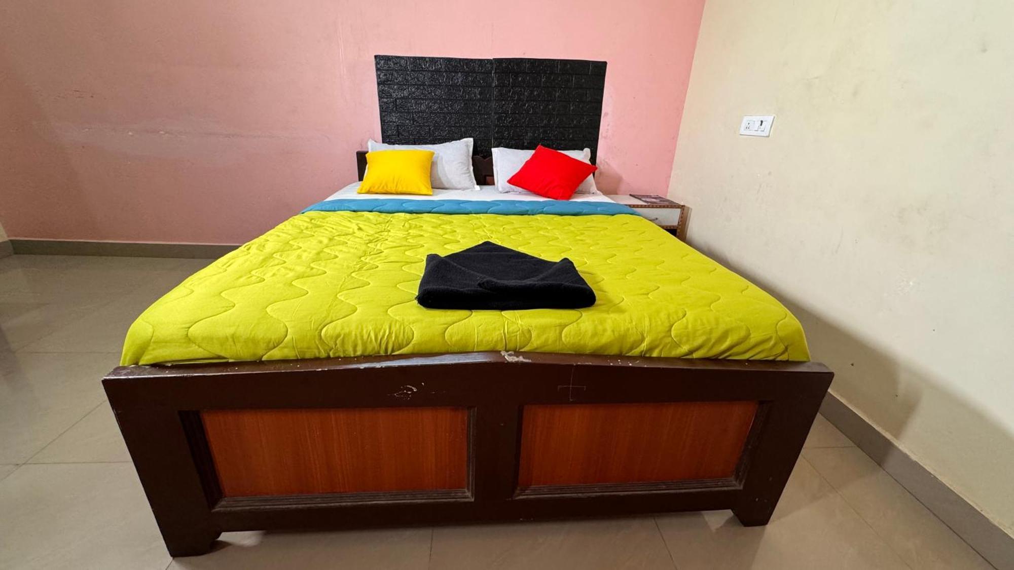 Dwaraka Residency Hotel Mahabalipuram Exterior photo