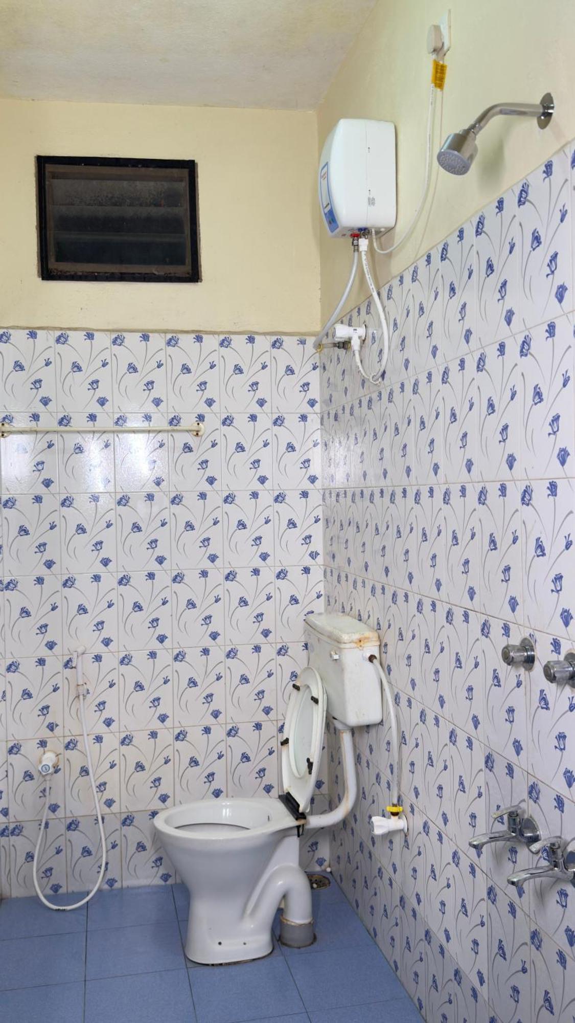 Dwaraka Residency Hotel Mahabalipuram Exterior photo